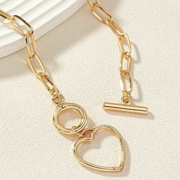 Gold Tone Chunky 20" Chain Necklace Heart - Picture 2 of 2
